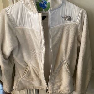 North face fuzzy jacket